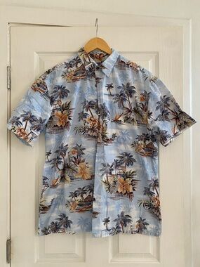 Men's Light Blue Hawaiian Button Down Short-Sleeve Shirt